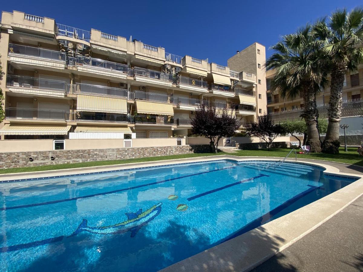 R123 Apartamento En La Planta Baja Con Piscina Cerca De La Playa Calafell Εξωτερικό φωτογραφία