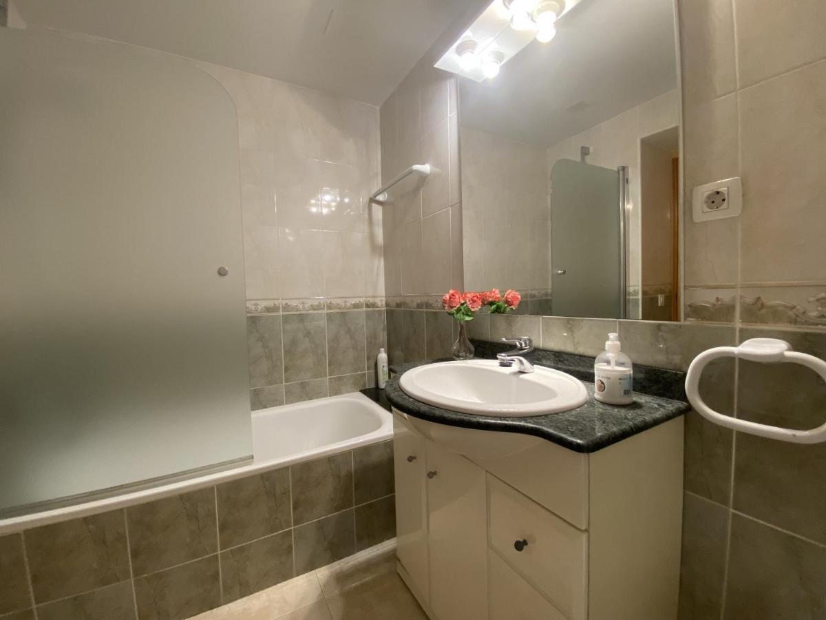 R123 Apartamento En La Planta Baja Con Piscina Cerca De La Playa Calafell Εξωτερικό φωτογραφία