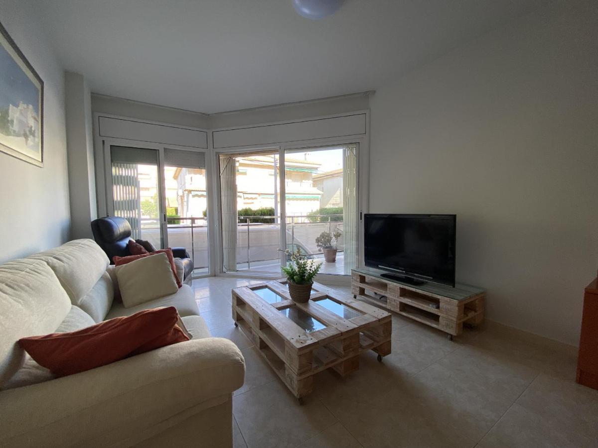 R123 Apartamento En La Planta Baja Con Piscina Cerca De La Playa Calafell Εξωτερικό φωτογραφία